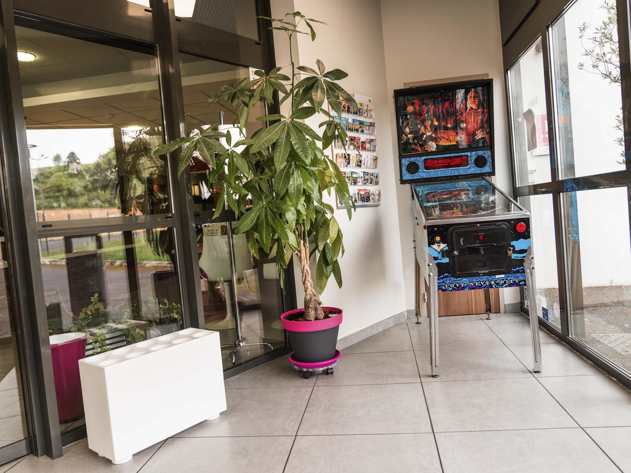 Ibis Styles Castres Hotel Castres  Ngoại thất bức ảnh